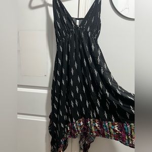 Handkerchief hem V neck Dress